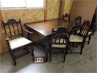 table w/ hide a leaf 56x38-5 chairs minor damage