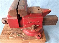 VINTAGE LAKESIDE HEAVY DUTY RED TOOLBENCH VISE 5"