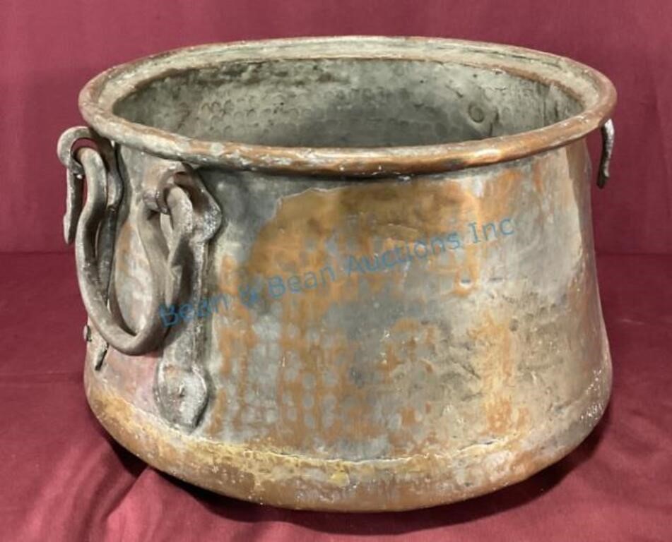 Large antique hammered copper pot