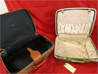 (2)Vintage suit cases.