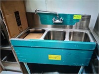 EAGLE 3 COMPARTMENT SINK