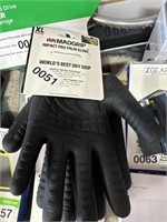 MADGRIP GLOVES RETAIL $49