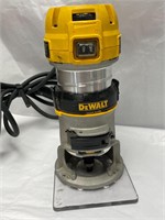 DEWALT Compact Router, Corded (DWP611) - Used