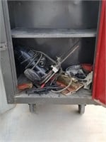 Contents Of Side Cabinet On Toolbox