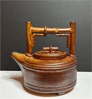 Maja Padrov - Pottery Tea Pot