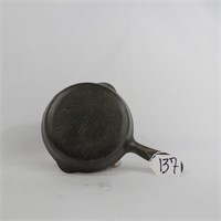 WAPAKONETA #3 CAST IRON SKILLET