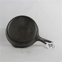 WAGNER WARE #3 CAST IRON SKILLET
