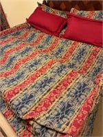 King sz comforter with pillow Shams