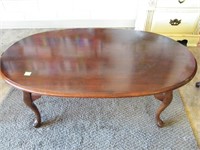 OVAL CHERRY WOOD LIVING ROOM COFFEE TABLE