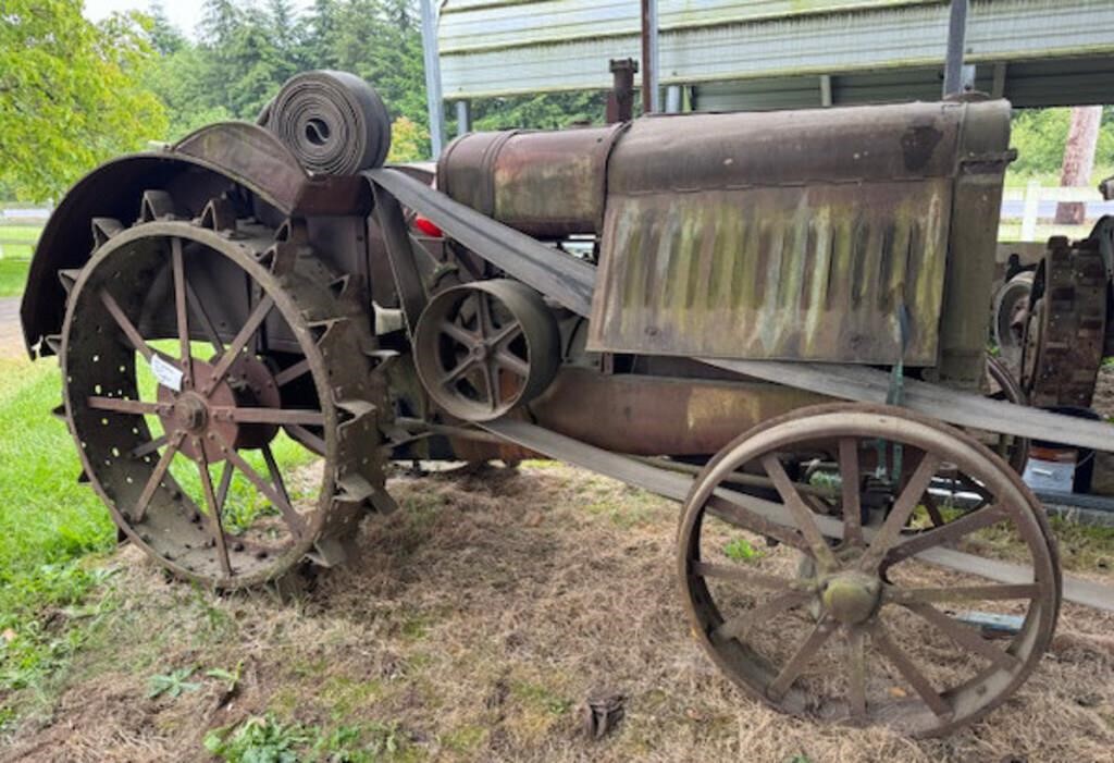 Antique McCormick Deering 1530,steel wheel