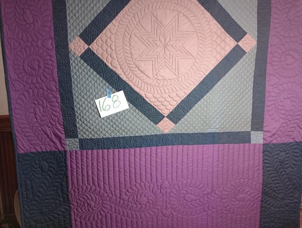 MACHINE QUILTED SOLID COLOR QUILT