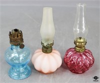 Vintage Miniature Oil Lamps / 3 pc