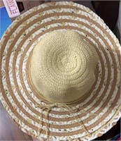 Woman’s summer hats x2