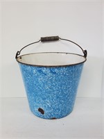 Vintage enamel swirl bucket /pail