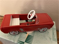 Hallmark Kiddie Car Classics 1964 1/2 Ford Mustang