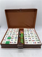 Vintage Mahjong Complete Game in Case