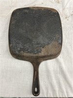 GRISWOLD SQUARE CAST IRON SKILLET