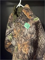 Bushline Outdoor Men’s camo hunting jacket, XL