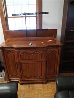 Large console cabinet for 50" TV with
