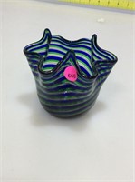 Art glass bowl swirl lines with ruffled edge 5x5