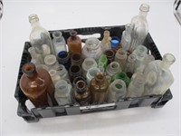 TRAY OF 41 SMALL/ MINITURE COLORED BOTTLES