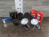 2 HALOGEN OFF ROAD LAMPS