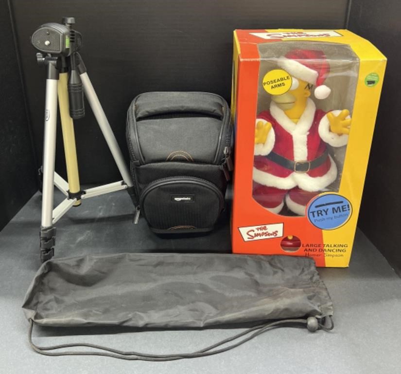 (AC) Mixed Lot Includes Camera Case, Extendable