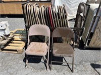 23 Metal Folding Chairs and Storage Cart