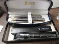 Bill Blass Pen set & Parker Fountian Pen