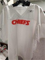 2 New blank youth chiefs jerseys, 2XL