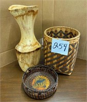 Aspen-Wood Vase, 2 Western Baskets