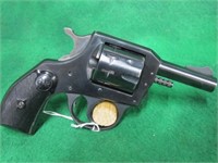 H&R MODEL 922 .22 REVOLVER W/ 9 SHOT CYLINDER