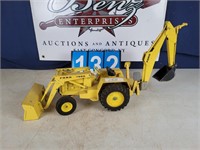 FORD 7500 TRACTOR BACKHOE - 1/16- DIECAST