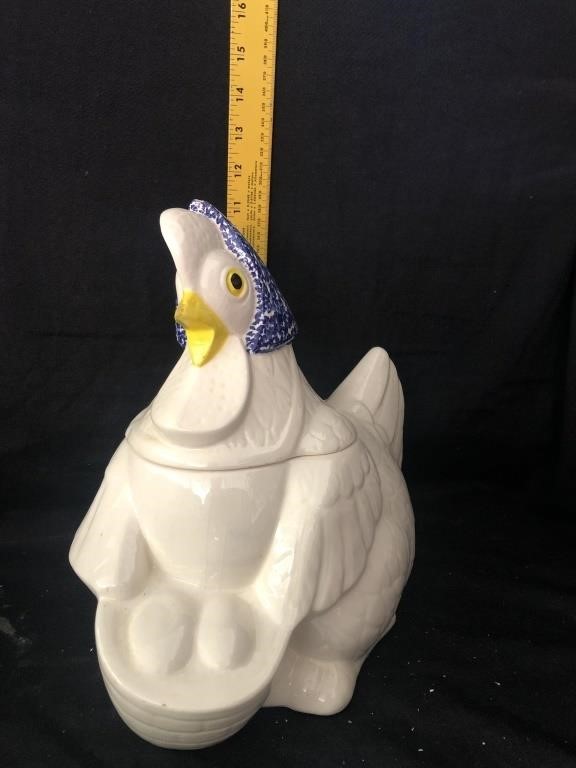 Chicken cookie jar