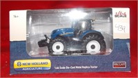 NEW HOLLAND TRACTOR