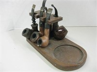 10" Wood Pipe Holder With 6 Pre-Owned Pipes