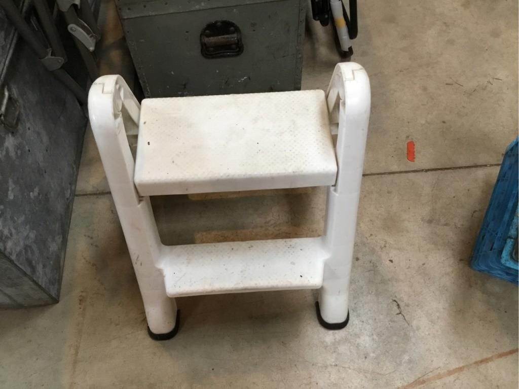 Step stool