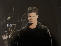 Rob Amell signed photo