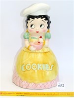 Betty Boop w/chef hat cookie jar by Vandor 1995,