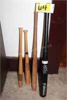 4 Mini Baseball Bats