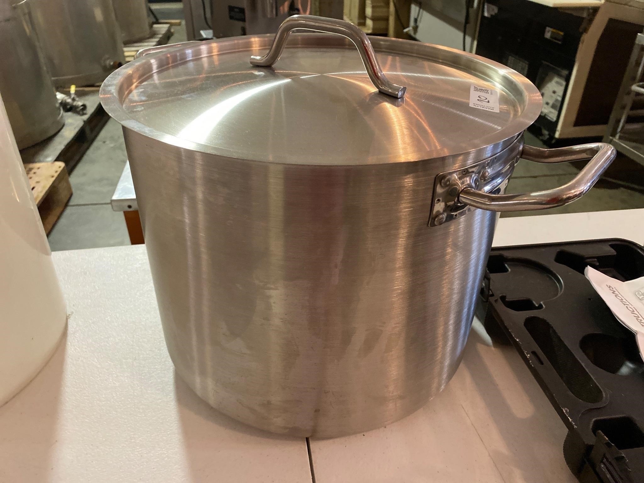 Like New! Large Stock Pot