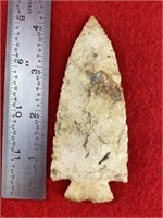 Dovetail    Indian Artifact Arrowhead