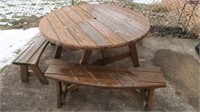 Picnic Table 53" Round, w/ 4 Benches, Needs Stain