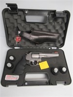 Smith and Wesson model performance center cal S&W