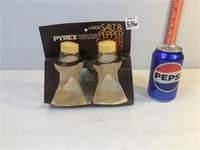Pyrexware Large Salt & Pepper Shaker Set
