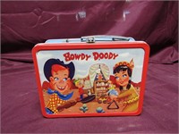 Vintage Howdy Doody Lunch Box.