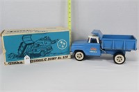 TONKA HYDRAULIC DUMP TRUCK NO. 520