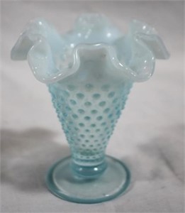 Fenton blue opalescent hobnail 5" vase