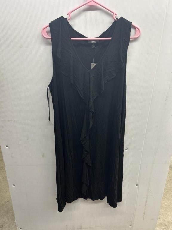 Size XL APT.9 women’s black dress