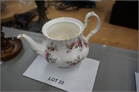 Royal Albert Lavender Rose tea pot